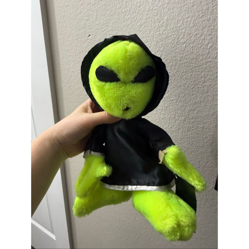 Vintage 1996 Nanco Believe the Alien Plush Toy New Deadstock